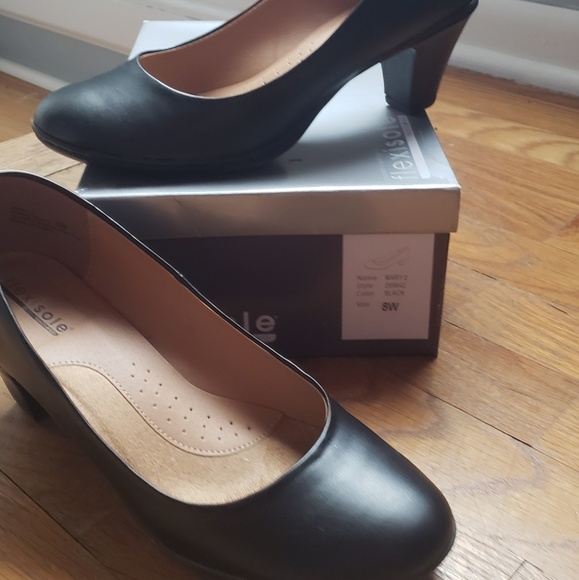 women's wide formal shoes